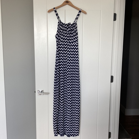 Long maxi maternity dress - Picture 2 of 5